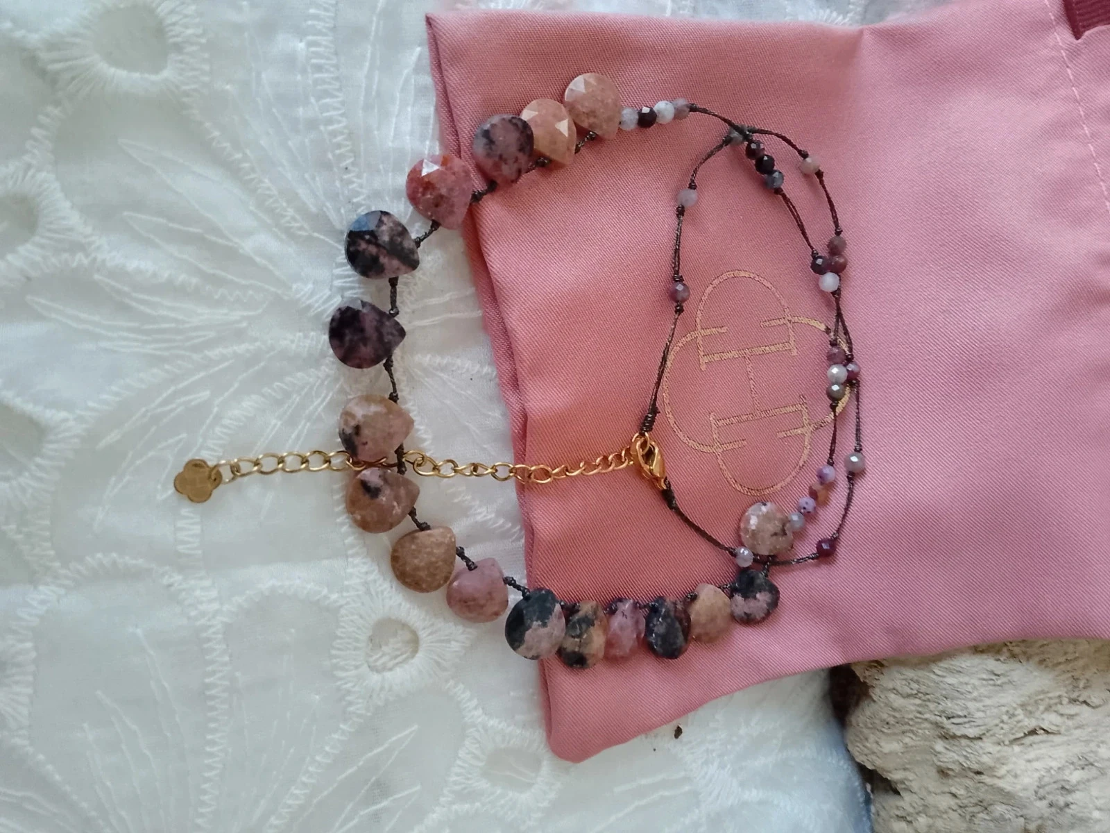 Collier Habaha en pierres de rhodonite naturelles – photo 4
